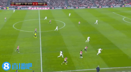 国米提前8轮夺意甲冠军，张康阳：历史性时刻